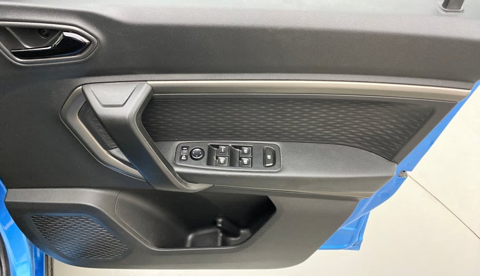 2021 Renault Kiger RXZ 1.0 TURBO MT, Petrol, Manual, 14,598 km, Driver Side Door Panels Control