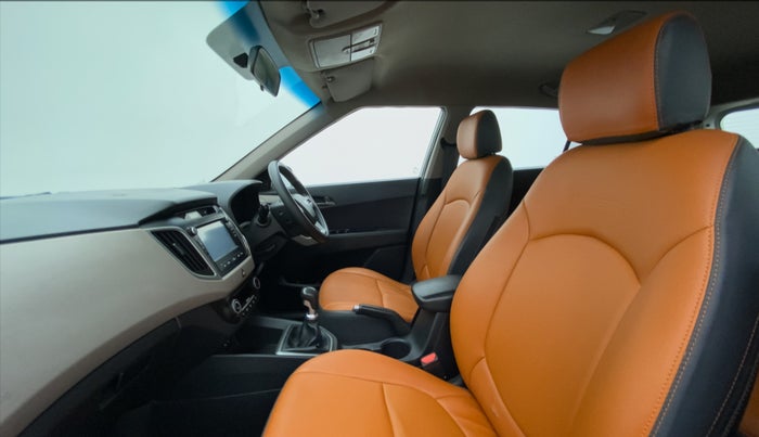 2016 Hyundai Creta 1.6 SX PLUS PETROL, Petrol, Manual, 86,197 km, Right Side Front Door Cabin
