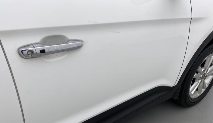 2016 Hyundai Creta 1.6 SX PLUS PETROL, Petrol, Manual, 86,197 km, Driver-side door - Minor scratches