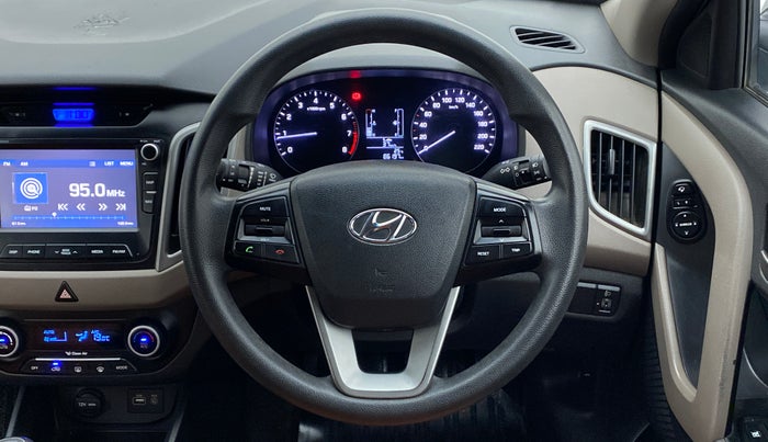 2016 Hyundai Creta 1.6 SX PLUS PETROL, Petrol, Manual, 86,197 km, Steering Wheel Close Up