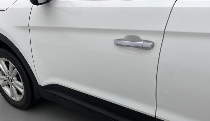 2016 Hyundai Creta 1.6 SX PLUS PETROL, Petrol, Manual, 86,197 km, Front passenger door - Slightly dented