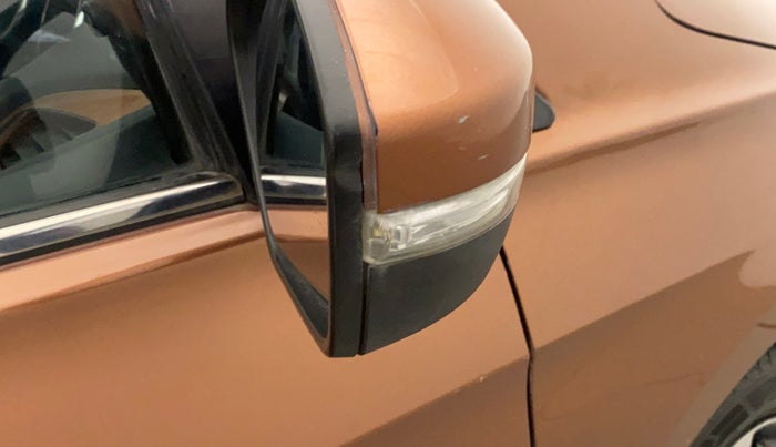 2018 Tata TIGOR XZ PETROL, Petrol, Manual, 94,586 km, Right rear-view mirror - Cover has minor damage