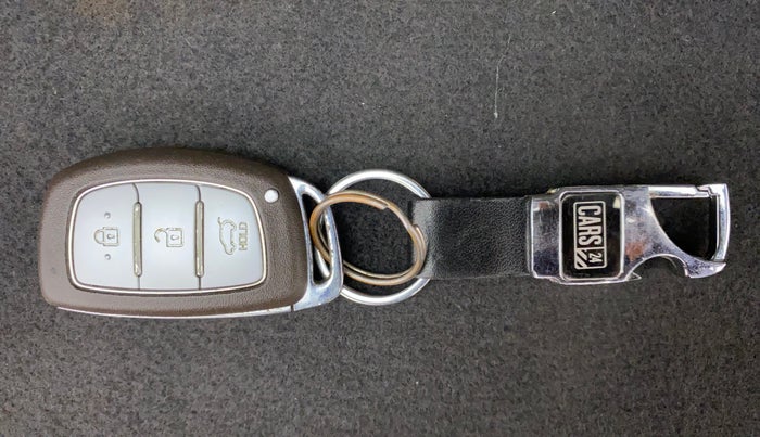 2016 Hyundai Elite i20 ASTA 1.4 CRDI (O), Diesel, Manual, 71,748 km, Key Close Up