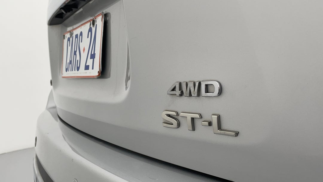 Badge (Boot Right Side)