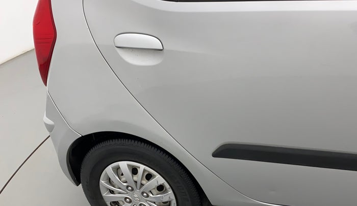 2015 Hyundai i10 MAGNA 1.1, Petrol, Manual, 39,010 km, Right quarter panel - Slightly dented