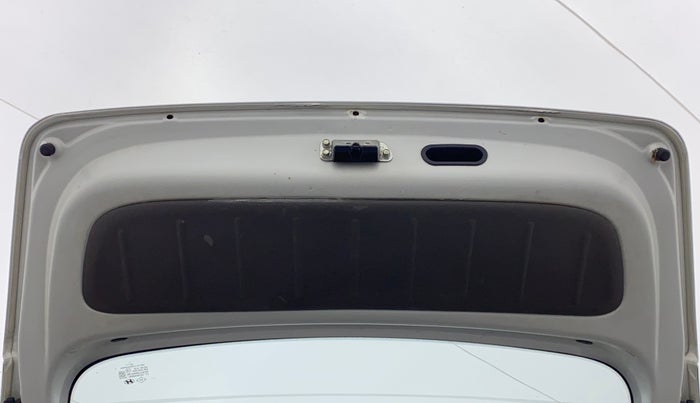 2015 Hyundai i10 MAGNA 1.1, Petrol, Manual, 39,010 km, Dicky (Boot door) - Slightly rusted