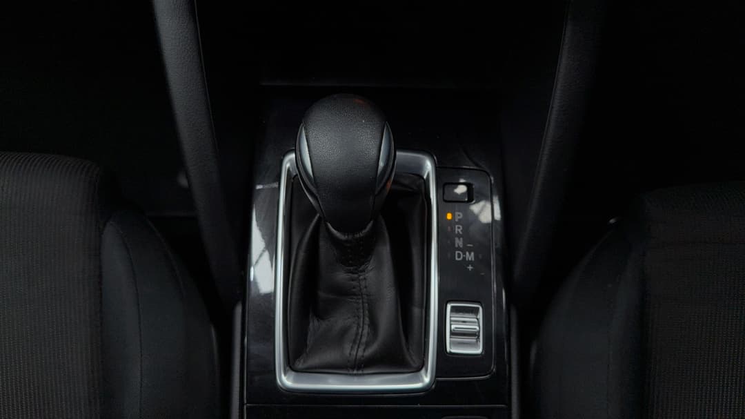 2016 Mazda CX-5 Maxx (4x4), Automatic, 131333 km, Gear Lever 