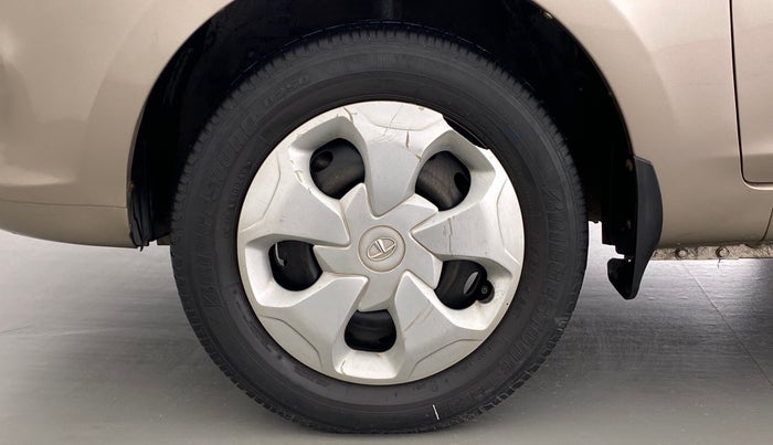2015 Tata Bolt XM REVOTRON, Petrol, Manual, 52,569 km, Left Front Wheel