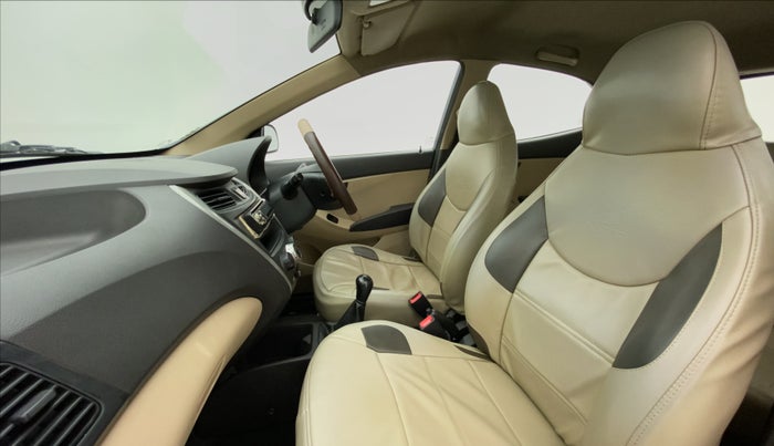 2011 Hyundai Eon MAGNA, Petrol, Manual, 78,848 km, Right Side Front Door Cabin