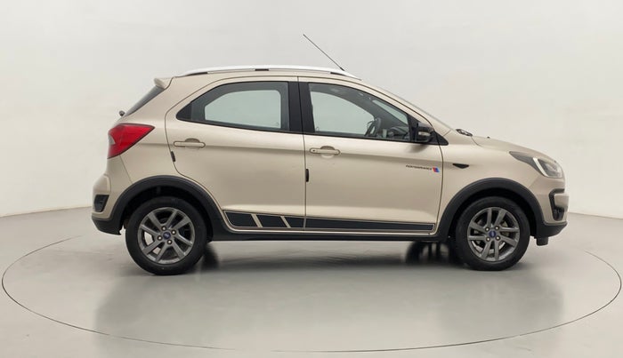 2018 Ford FREESTYLE TITANIUM 1.5 TDCI, Diesel, Manual, 33,921 km, Right Side View