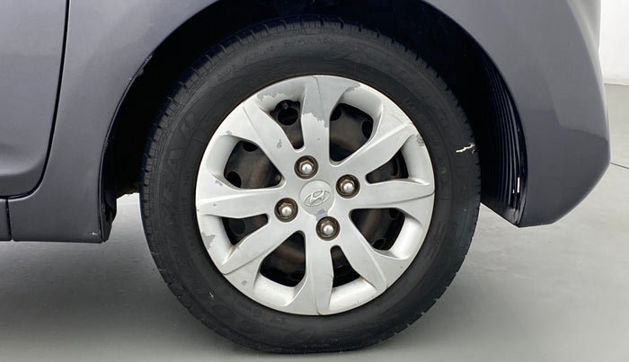 2017 Hyundai Eon MAGNA PLUS, Petrol, Manual, 44,925 km, Right Front Wheel