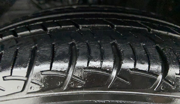 2019 Maruti Baleno DELTA 1.2 K12, Petrol, Manual, 19,831 km, Left Front Tyre Tread