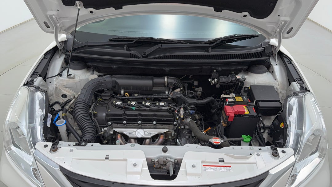 Open Bonnet (Engine)