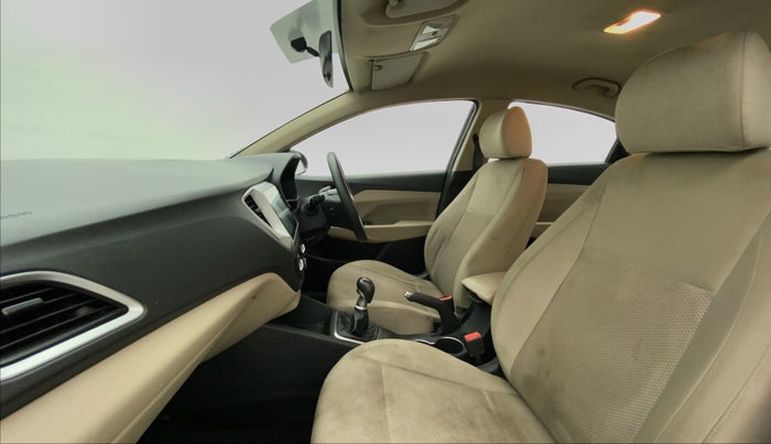 2021 Hyundai Verna E 1.5 PETROL, Petrol, Manual, 33,832 km, Right Side Front Door Cabin