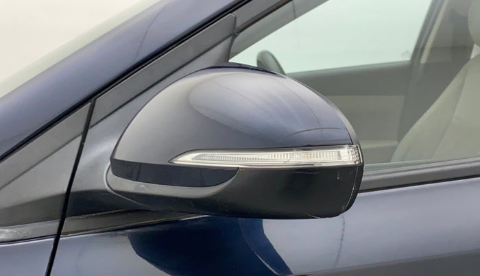 2021 Hyundai Verna E 1.5 PETROL, Petrol, Manual, 33,832 km, Left rear-view mirror - Indicator light has minor damage
