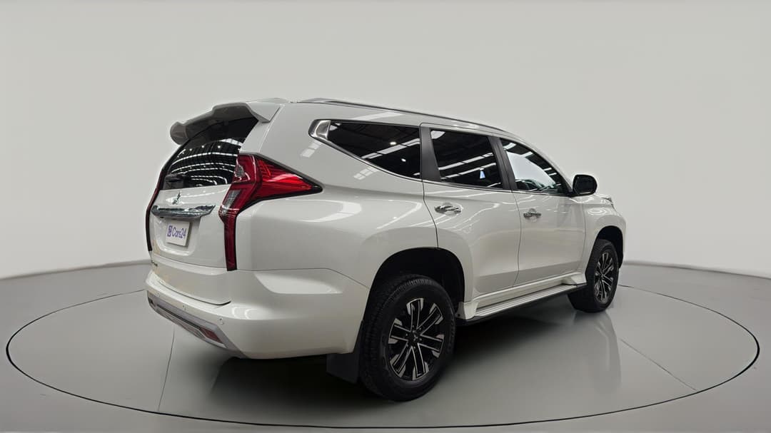 2023 Mitsubishi Pajero Sport Gls (4WD) 7 Seat, Automatic, 61301 km, Right Back Diagonal (45- Degree) View