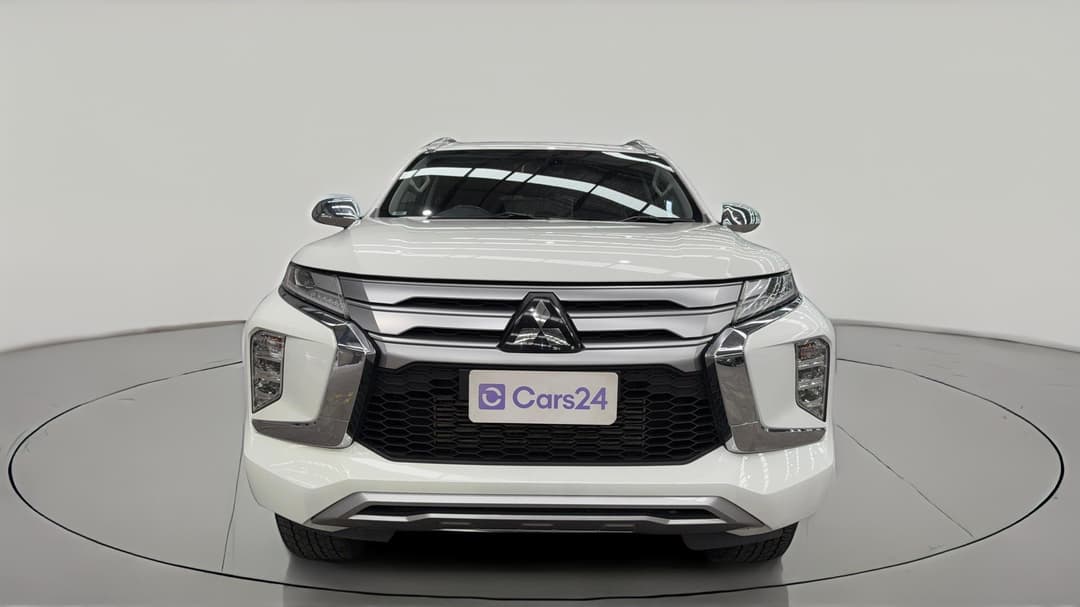 2023 Mitsubishi Pajero Sport Gls (4WD) 7 Seat, Automatic, 61301 km, Front View
