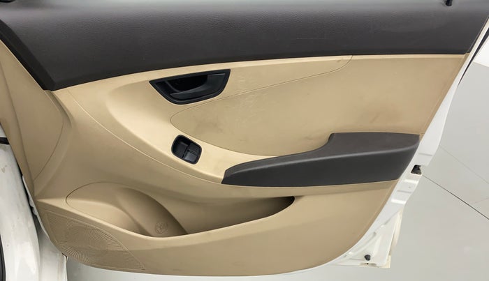 2014 Hyundai Eon ERA PLUS, Petrol, Manual, 28,760 km, Driver Side Door Panels Control