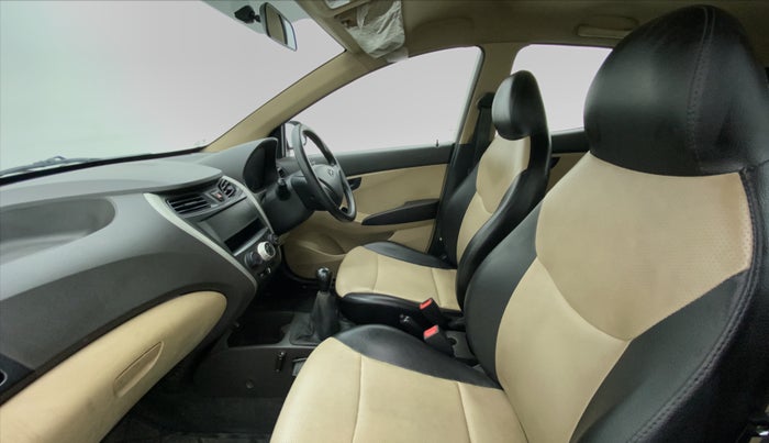 2014 Hyundai Eon ERA PLUS, Petrol, Manual, 28,760 km, Right Side Front Door Cabin