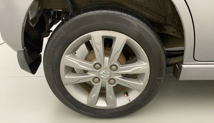 2013 Maruti Wagon R Stingray VXI, Petrol, Manual, 1,04,772 km, Right Rear Wheel