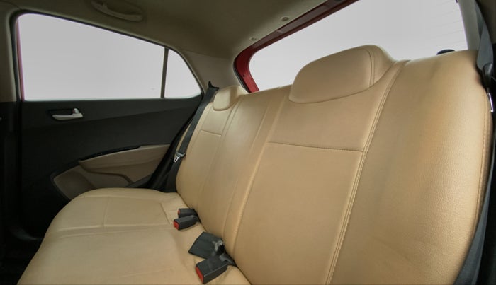 2017 Hyundai Grand i10 SPORTZ 1.2 KAPPA VTVT, Petrol, Manual, 31,463 km, Right Side Rear Door Cabin