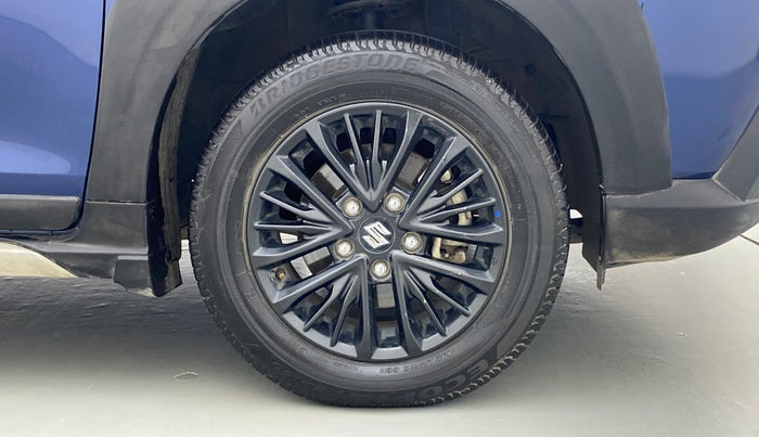 2020 Maruti XL6 ALPHA AT SHVS, Petrol, Automatic, 27,780 km, Right Front Tyre