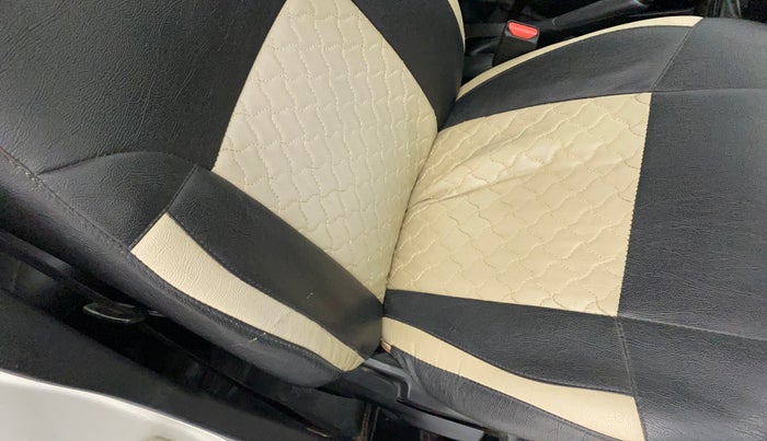 2018 Maruti IGNIS SIGMA 1.2, Petrol, Manual, 84,196 km, Driver seat - Cover slightly torn