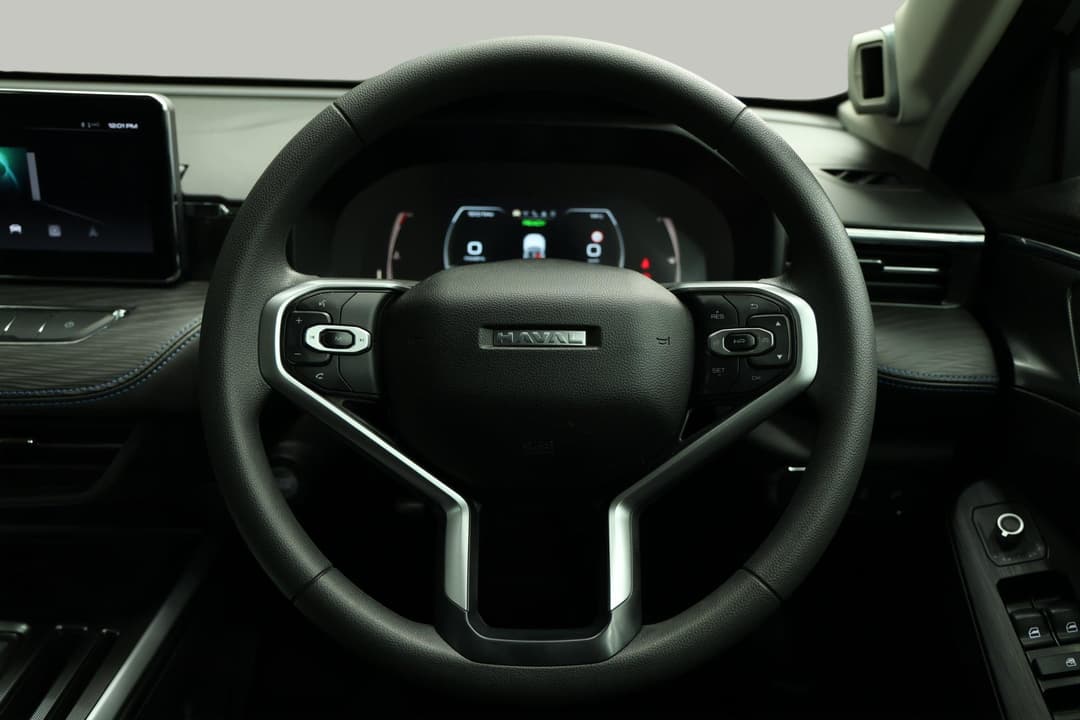 2024 GWM Haval Jolion Premium Hybrid, Automatic, 16140 km, Steering Wheel Close-up