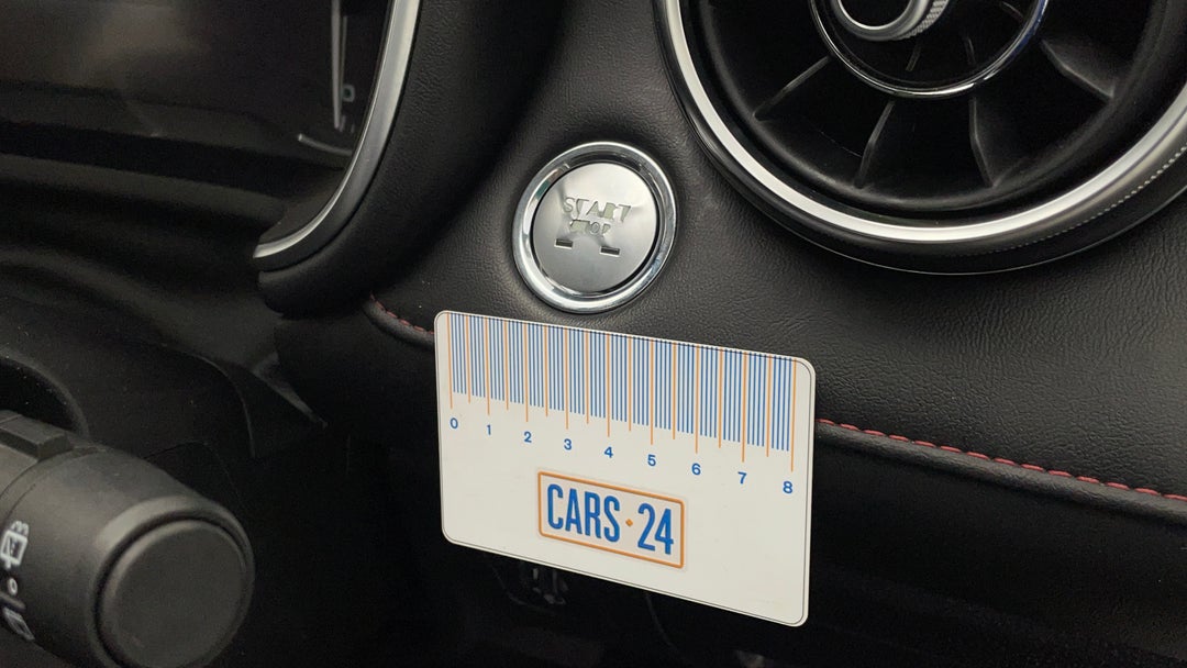 2021 MG HS Core, Automatic, 69129 km, Dashboard Wear