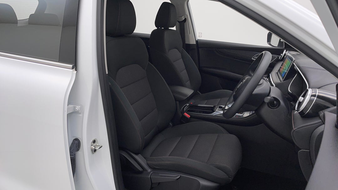 2021 MG HS Core, Automatic, 69129 km, Right Side Front Door Cabin View