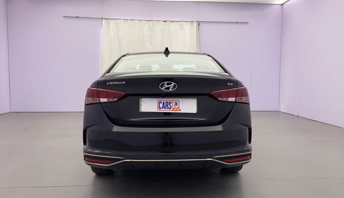2021 Hyundai Verna SX 1.5 VTVT IVT, Petrol, Automatic, 40,261 km, Back/Rear