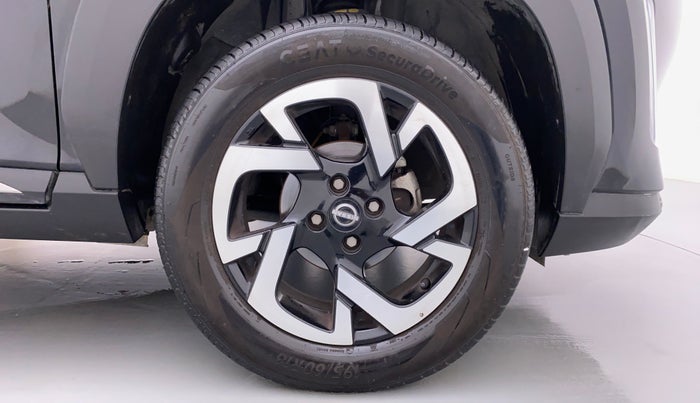 2021 Nissan MAGNITE XV PRIMIUM MT, Petrol, Manual, 8,345 km, Right Front Wheel