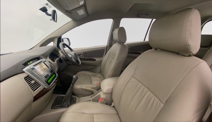 2013 Toyota Innova 2.5 VX 7 STR BS IV, Diesel, Manual, 1,02,551 km, Right Side Front Door Cabin View