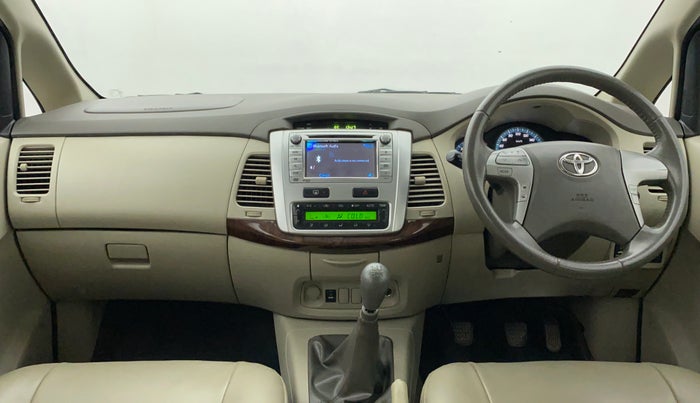 2013 Toyota Innova 2.5 VX 7 STR BS IV, Diesel, Manual, 1,02,551 km, Dashboard View