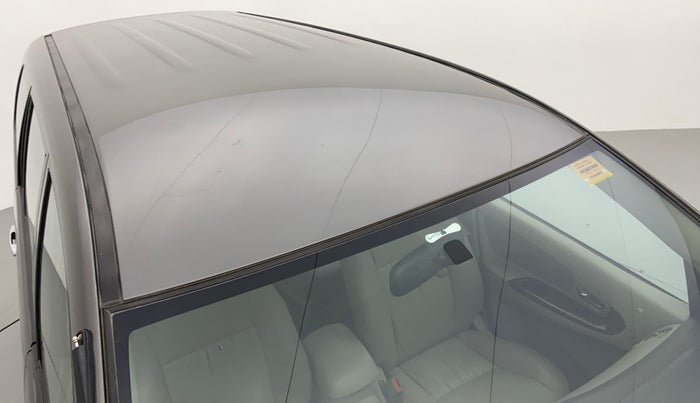 2013 Toyota Innova 2.5 VX 7 STR BS IV, Diesel, Manual, 1,02,551 km, Roof/Sunroof view