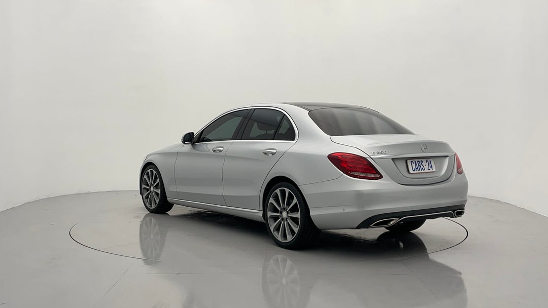 Left Back Diagonal (45- Degree) View