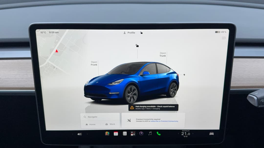 2024 Tesla Model Y Rear-wheel Drive, Automatic, 9165 km, Infotainment System
