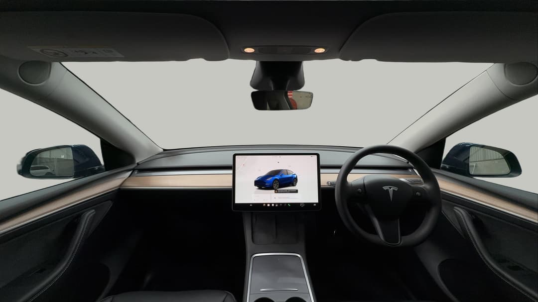 2024 Tesla Model Y Rear-wheel Drive, Automatic, 9165 km, Dashboard View