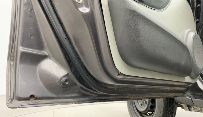 2018 Maruti Alto 800 LXI, Petrol, Manual, 39,074 km, Front passenger door - Slight discoloration