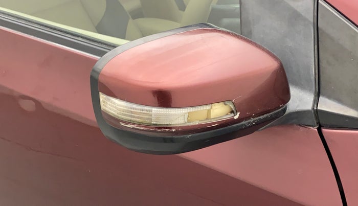 2013 Honda City 1.5L I-VTEC V MT, Petrol, Manual, 26,883 km, Right rear-view mirror - Indicator light has minor damage