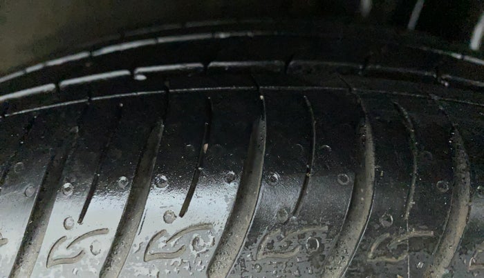 2021 KIA SONET GTX PLUS 1.5, Diesel, Manual, 21,735 km, Left Rear Tyre Tread