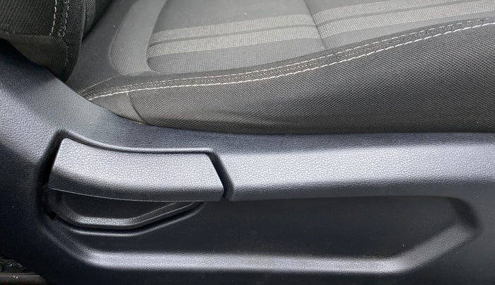 2022 Hyundai VENUE S 1.2, Petrol, Manual, 10,380 km, Driver Side Adjustment Panel