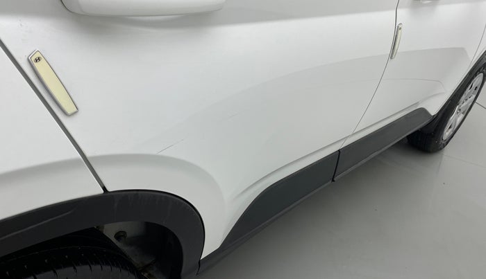 2022 Hyundai VENUE S 1.2, Petrol, Manual, 10,380 km, Right rear door - Slightly dented