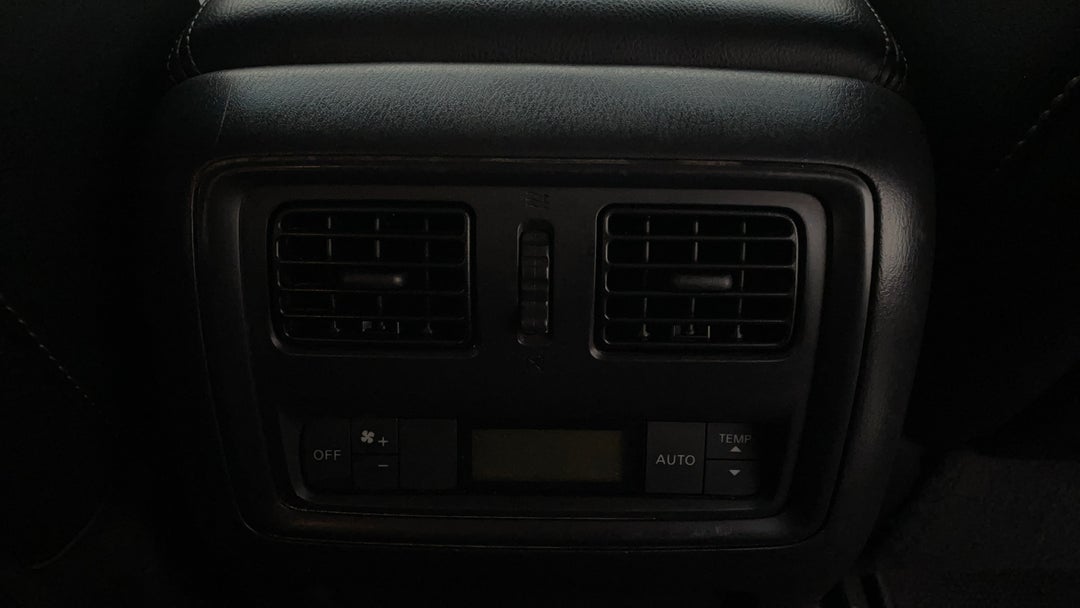 Rear A/C Vent