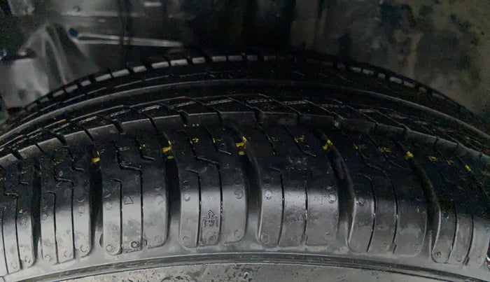2014 Toyota Etios Liva D 4D GD, Diesel, Manual, 1,76,983 km, Left Front Tyre Tread