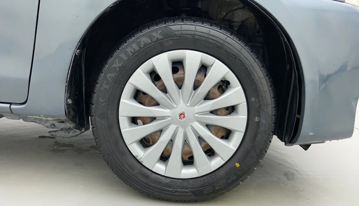 2014 Toyota Etios Liva D 4D GD, Diesel, Manual, 1,76,983 km, Right Front Wheel