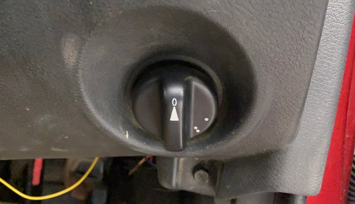 2018 Datsun Redi Go T (O), CNG, Manual, 80,245 km, Dashboard - Headlight height adjustment not working