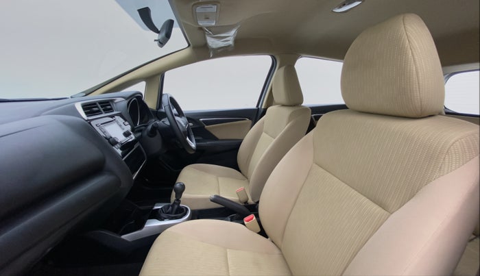 2017 Honda Jazz 1.2 V MT, Petrol, Manual, 20,071 km, Right Side Front Door Cabin