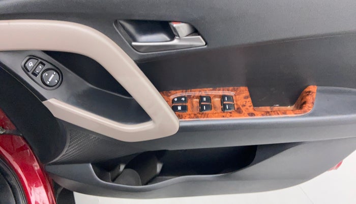 2016 Hyundai Creta 1.6 SX PLUS AUTO PETROL, Petrol, Automatic, 54,700 km, Driver Side Door Panels Control