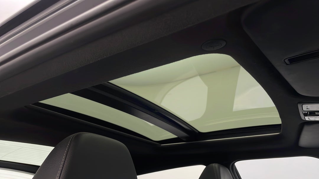 Interior Sunroof/Moonroof